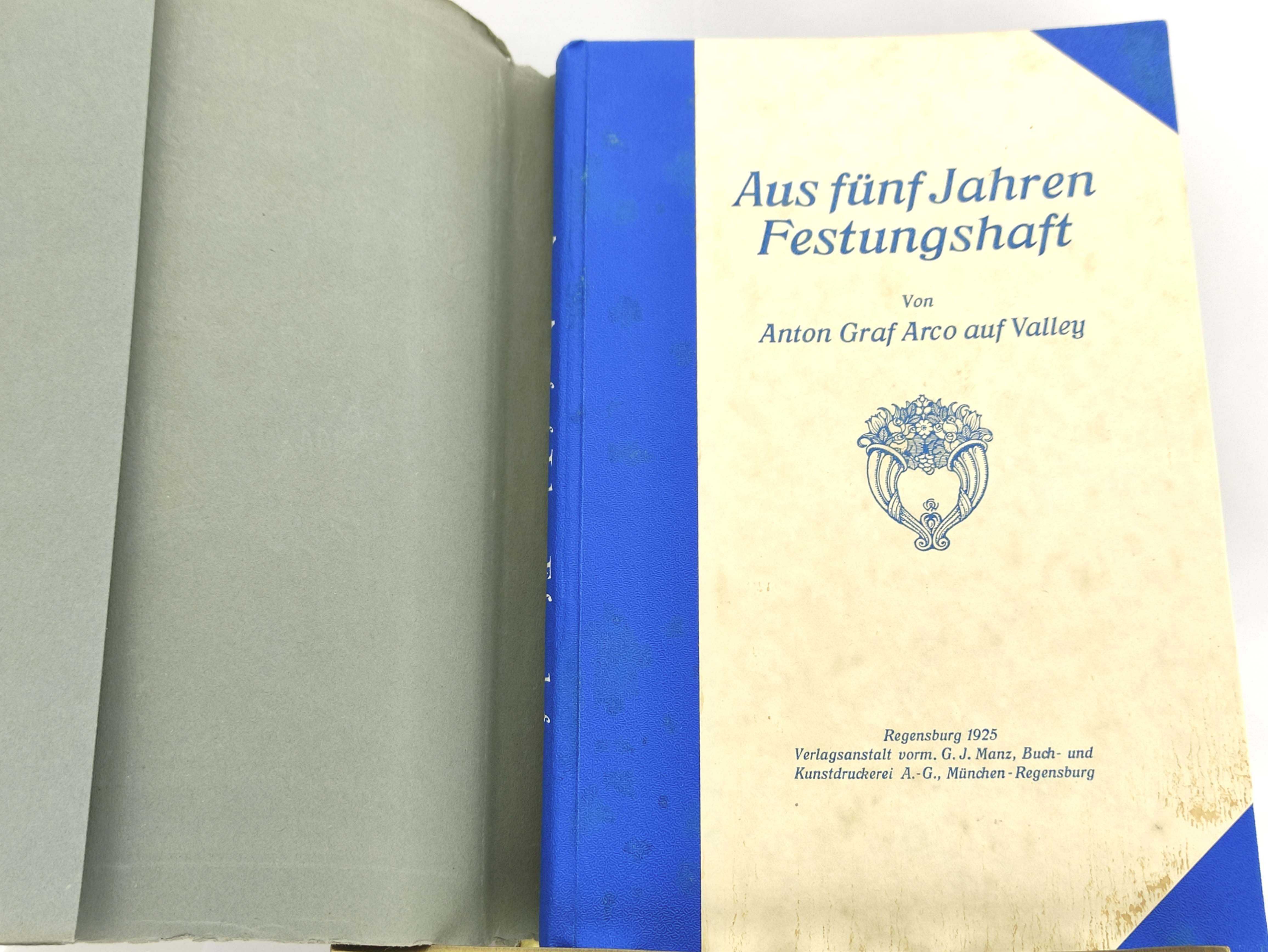 Livro "Aus funf jahren festungshaft", de Anton Graf Arco auf Valley