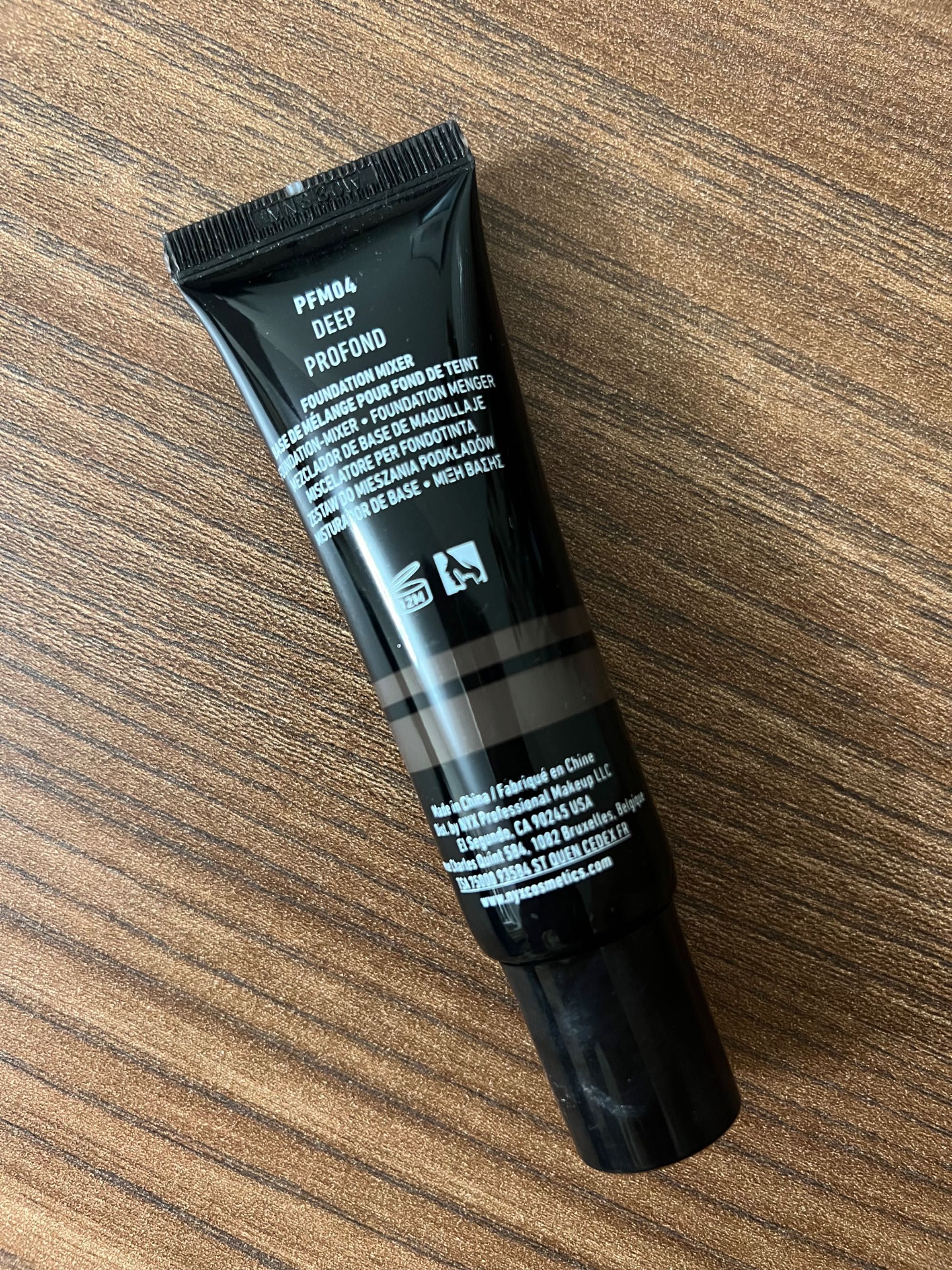 NYX Pro Foundation Mixer - płynny pigment do mieszania z podkładem