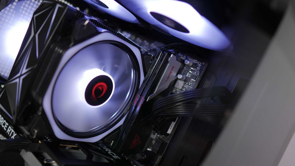 Komputer gamingowy I5 14400F / 32GB DDR5 / 1TB / RTX 5060 FV