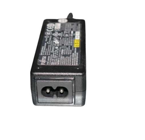 Zasilacz LENOVO / FUJITSU 20V 2A 40W WTYK 5,5 X 2,5 mm