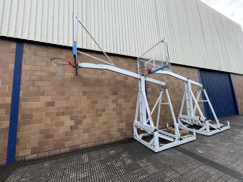 Par de tabelas de basquetebol da GES!