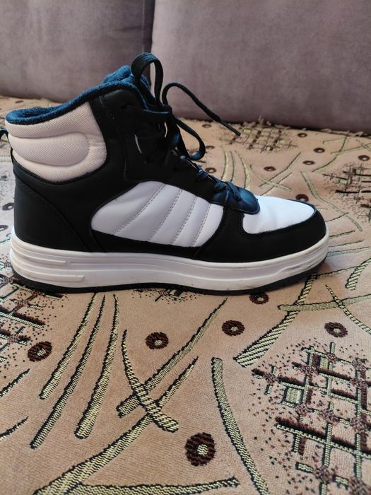 Чоловічі зимові кросівки