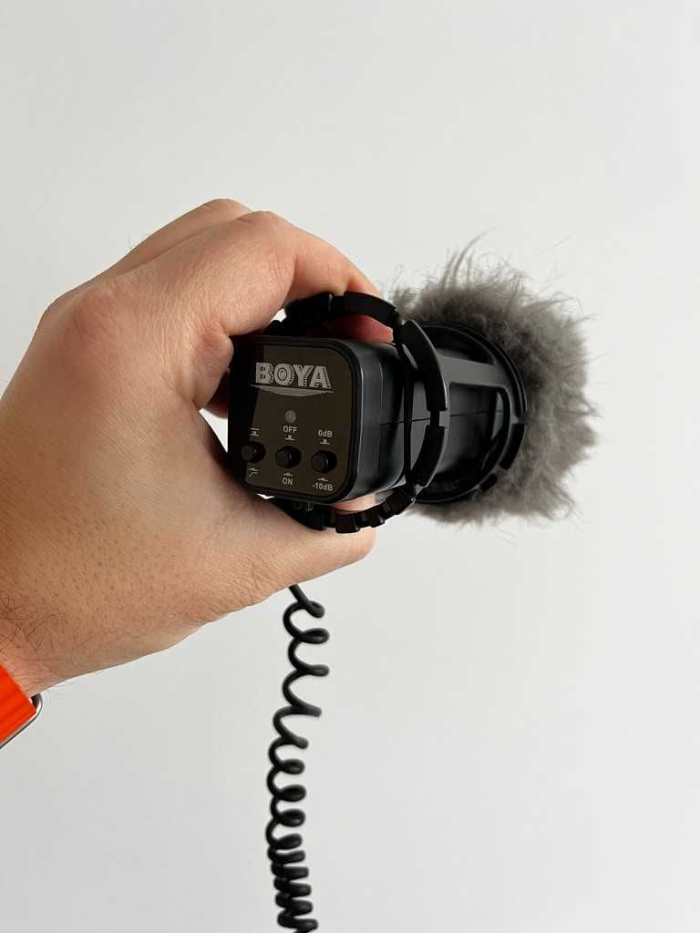 Akcesoria do filmowania ( stadycam, mikrofon, lampa )