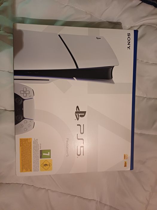 Vendo ps5 na caixa com pouco uso