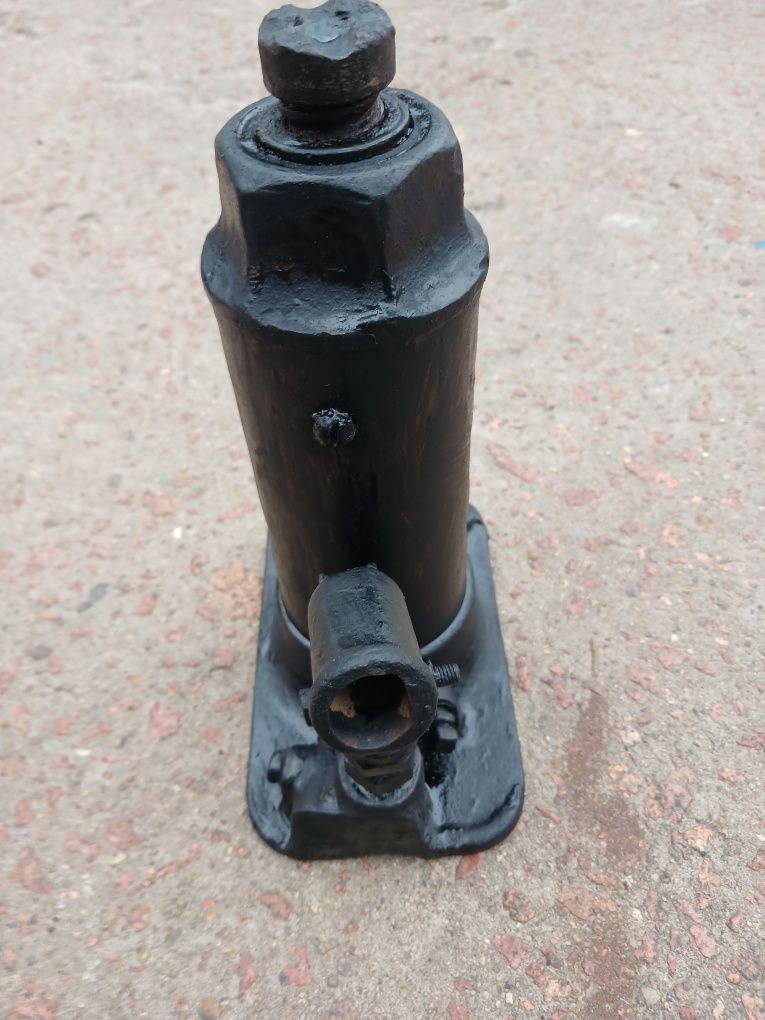 Підйомник, 5т, вживаний