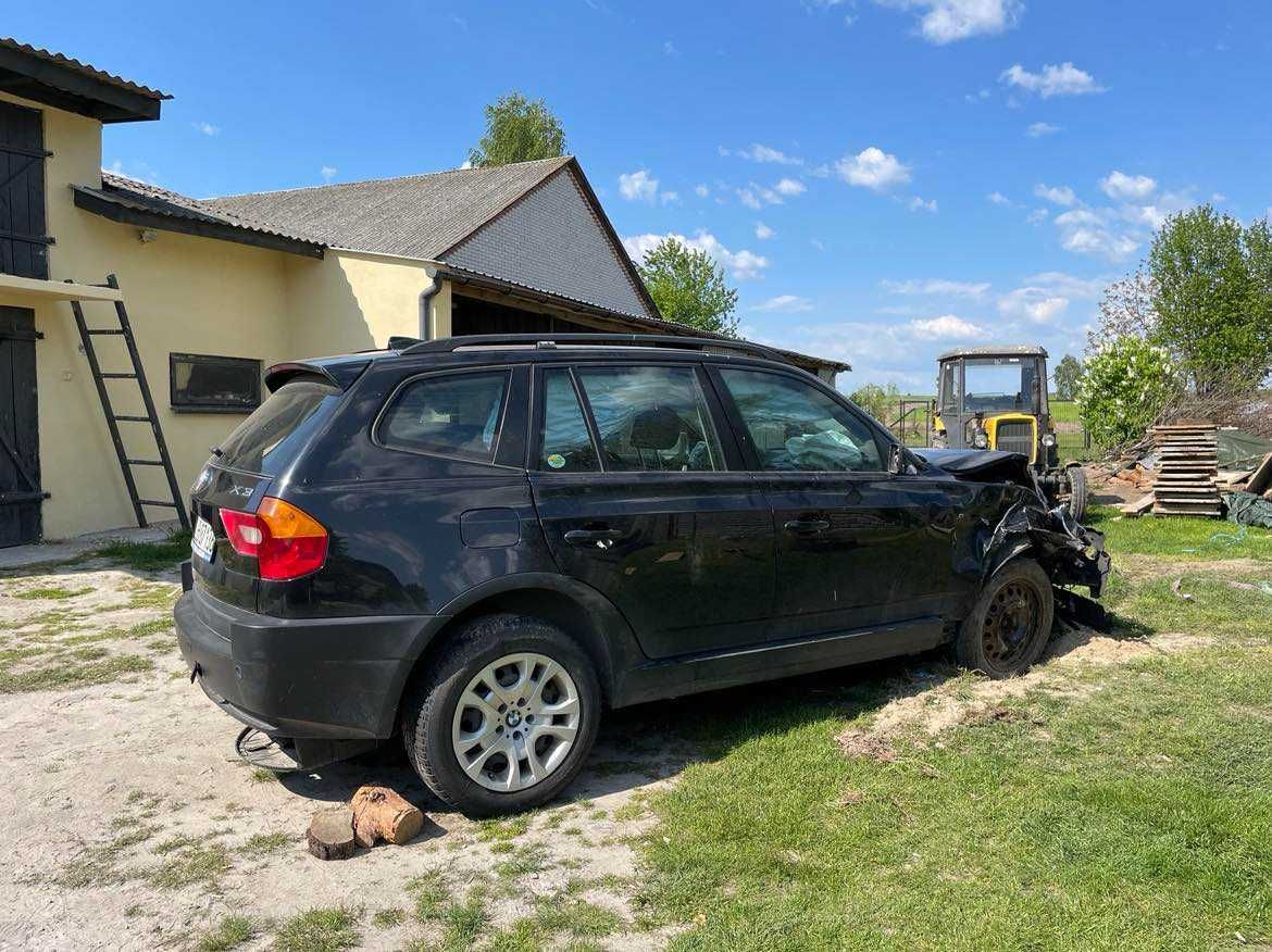 BMW X3 uszkodzony