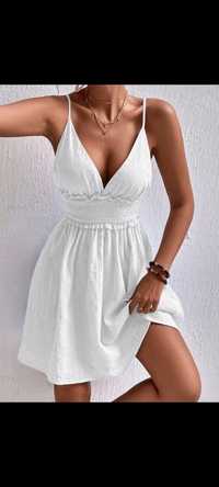 Letnią białą sukienka krótka dekolt M