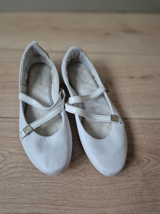 Białe półbuty damskie Lacoste 38 używane