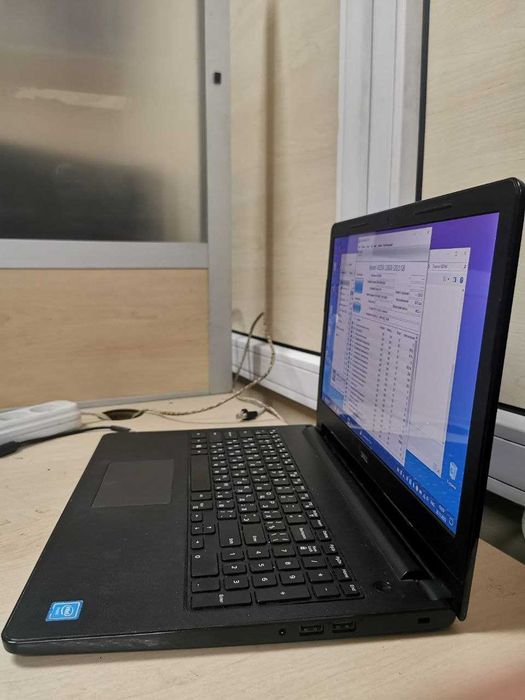 Ноутбук Dell Inspiron 15-3552