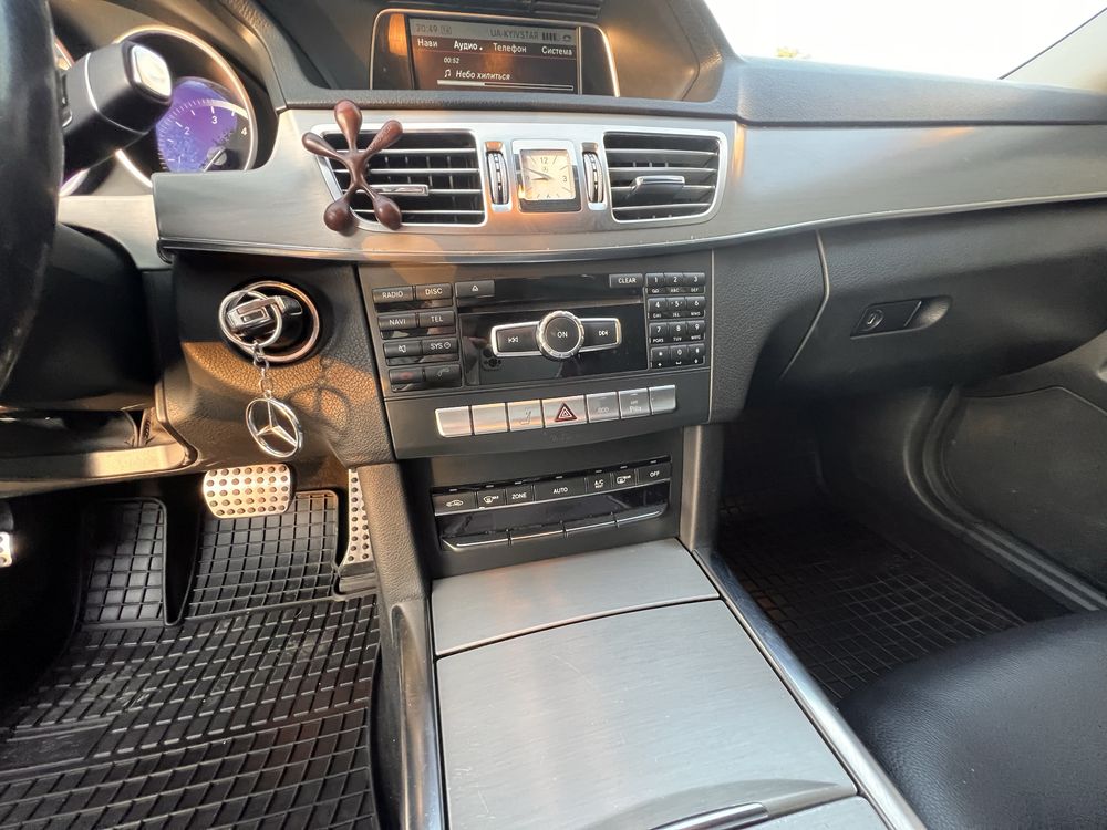 Mercedes E class w212