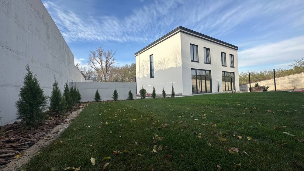 Дуплекс с ПОДВАЛОМ 60 кв м,  участок 4 сотки