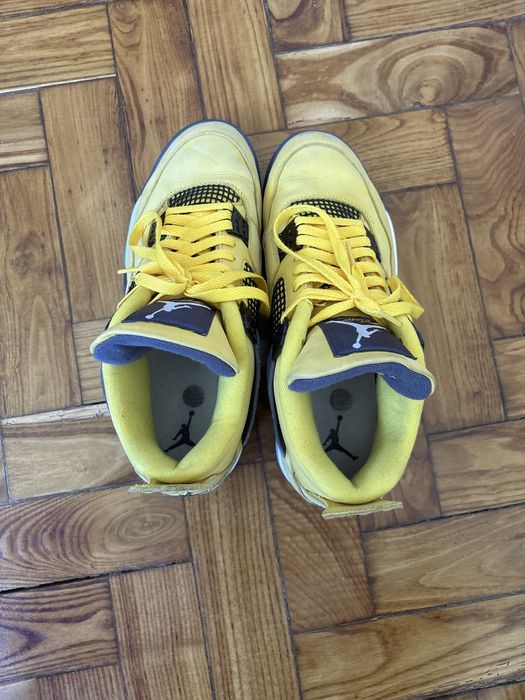 Jordan 4 lightning EU44
