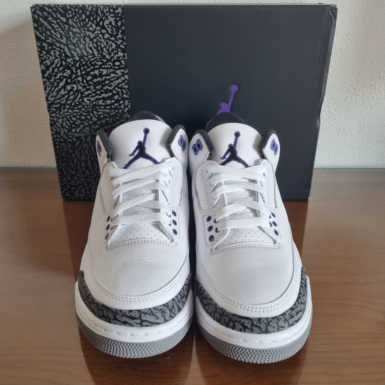 Air Jordan 3 "Dark Iris" - Tamanho 42