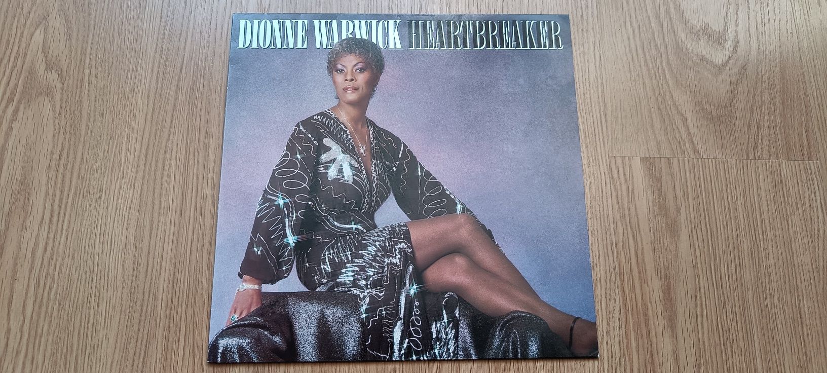 Продам LP Dionne Warwick "Heartbreaker"