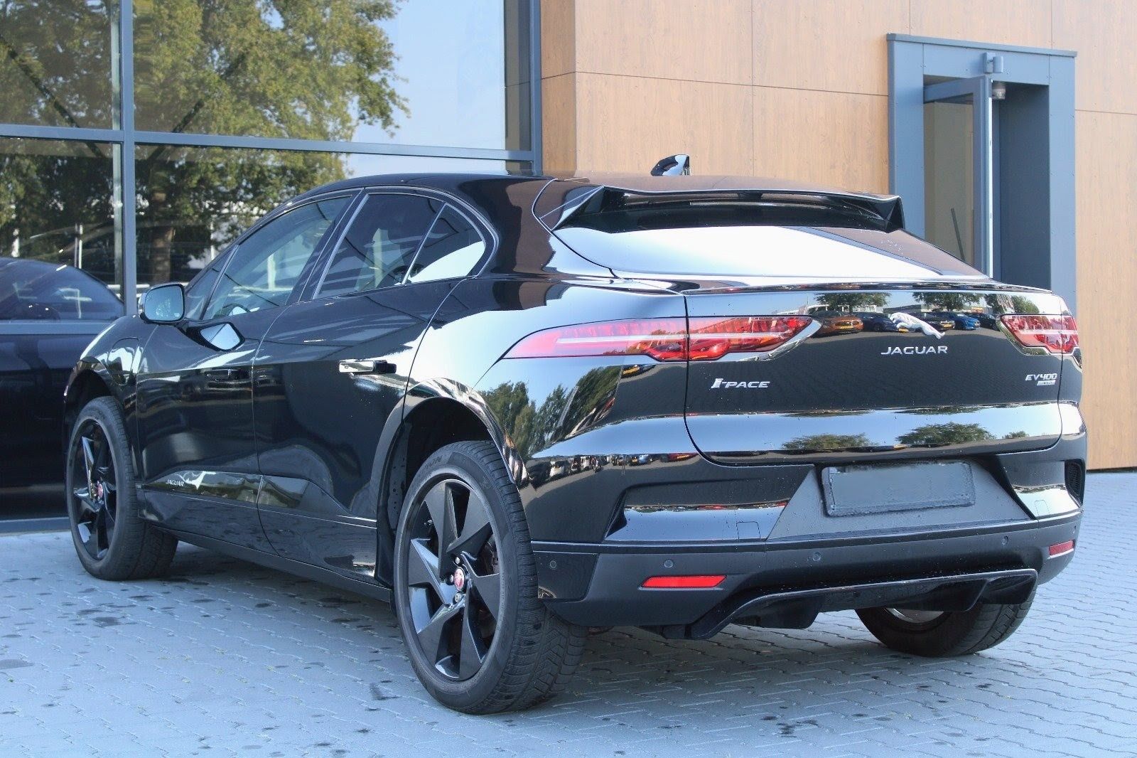 Jaguar ipace SE AWD ev400 versão SE black edition