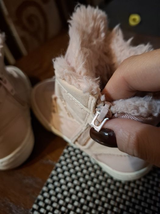 Buty za kostkę dla dziewczynki