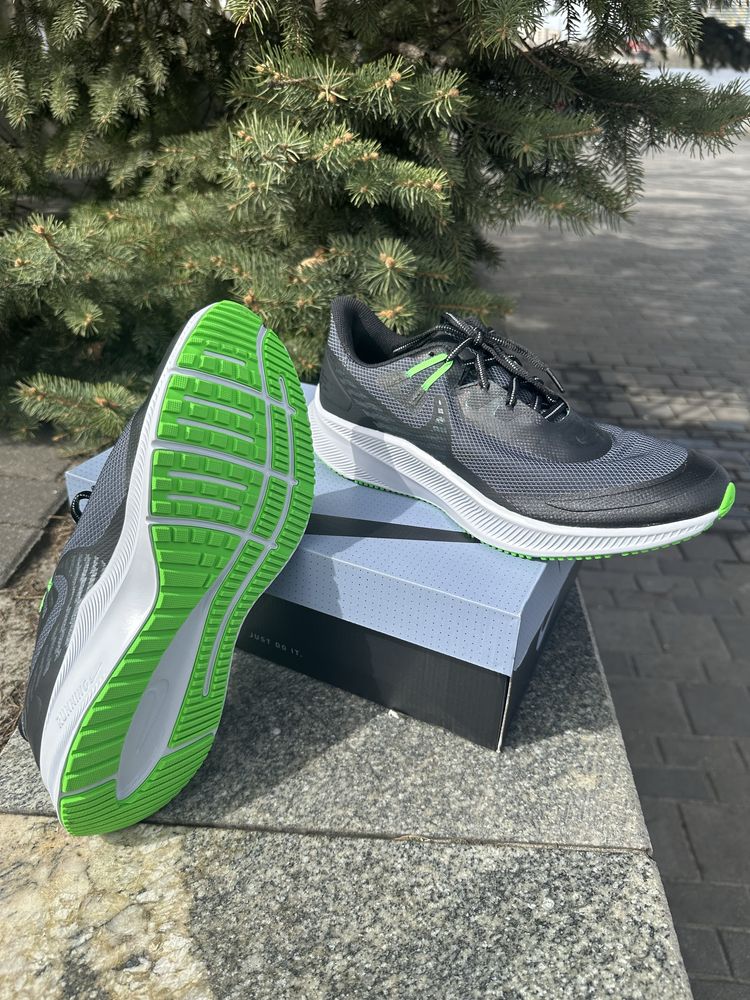 Чоловічі кросівки Nike Quest 3 Shield CQ8894 010 Original