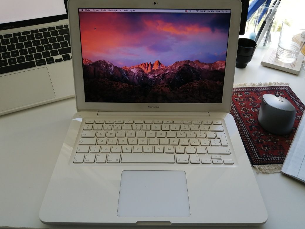 Macbook 6.1 de final de 2009