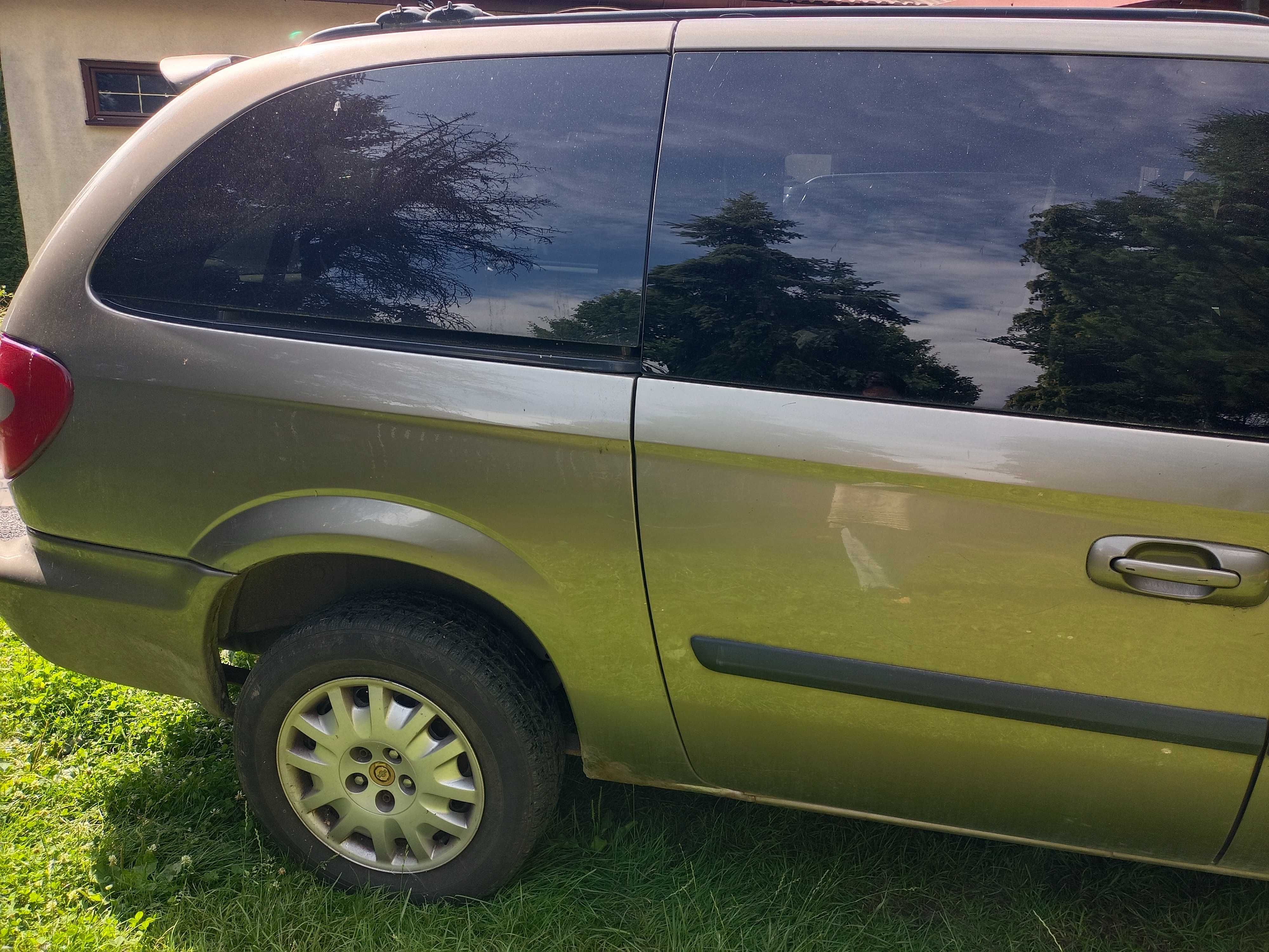 Sprzedam Chrysler Grand Voyager 2.8 cdr 2006r