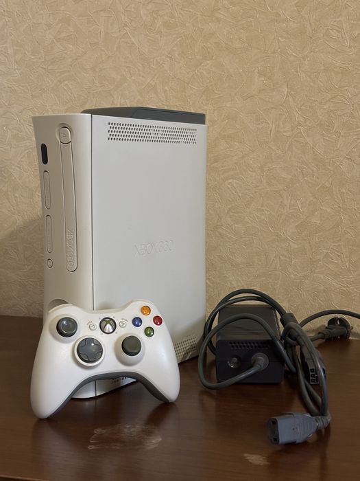 Xbox 360 1 джойстик + 22 гри!