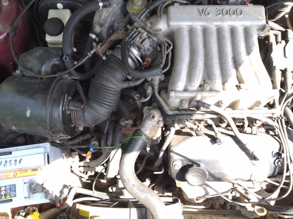 Hyundai Sonata 1994р набагато краще чим жигул  є торг .