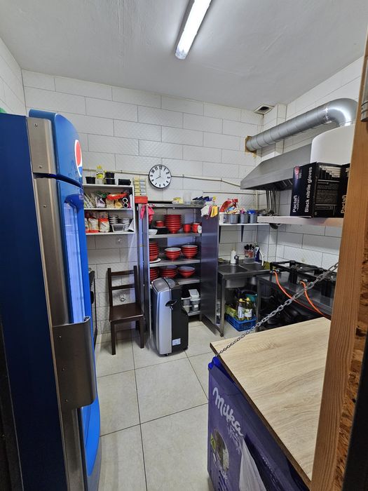 Odstąpię lokal gastronomiczny – ul. Radiowa, Bemowo