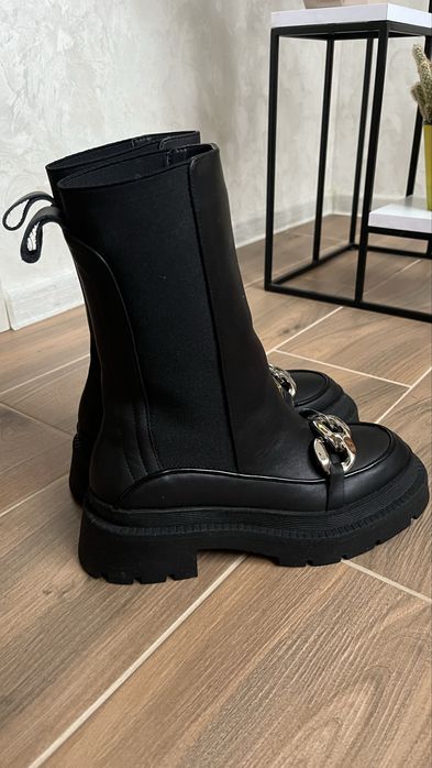 шкіряні челсі на байці