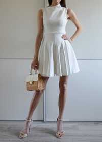 Zara biała rozkloszowana sukienka asymetryczny dekolt 38 M