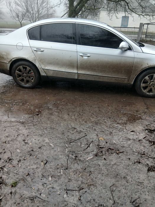 Продаж легкового автомобіля