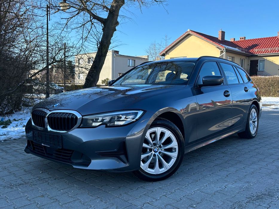 BMW Seria 3 2.0 190 KM X Drive Hak Navi Kamera Head Up Key Less go