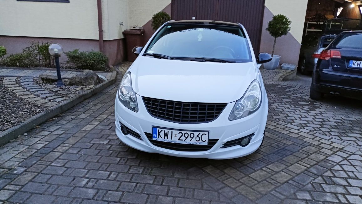 Opel corsa D 1.2 benzyna OPC Line