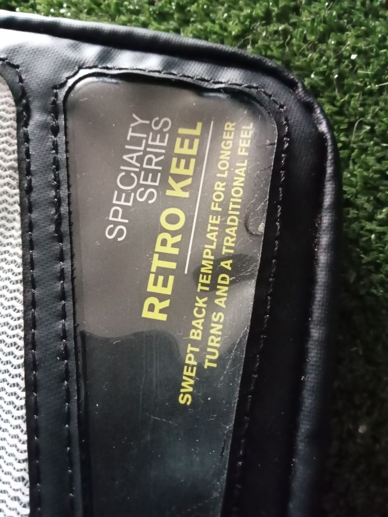 Fcs2 Retro keel twin fins