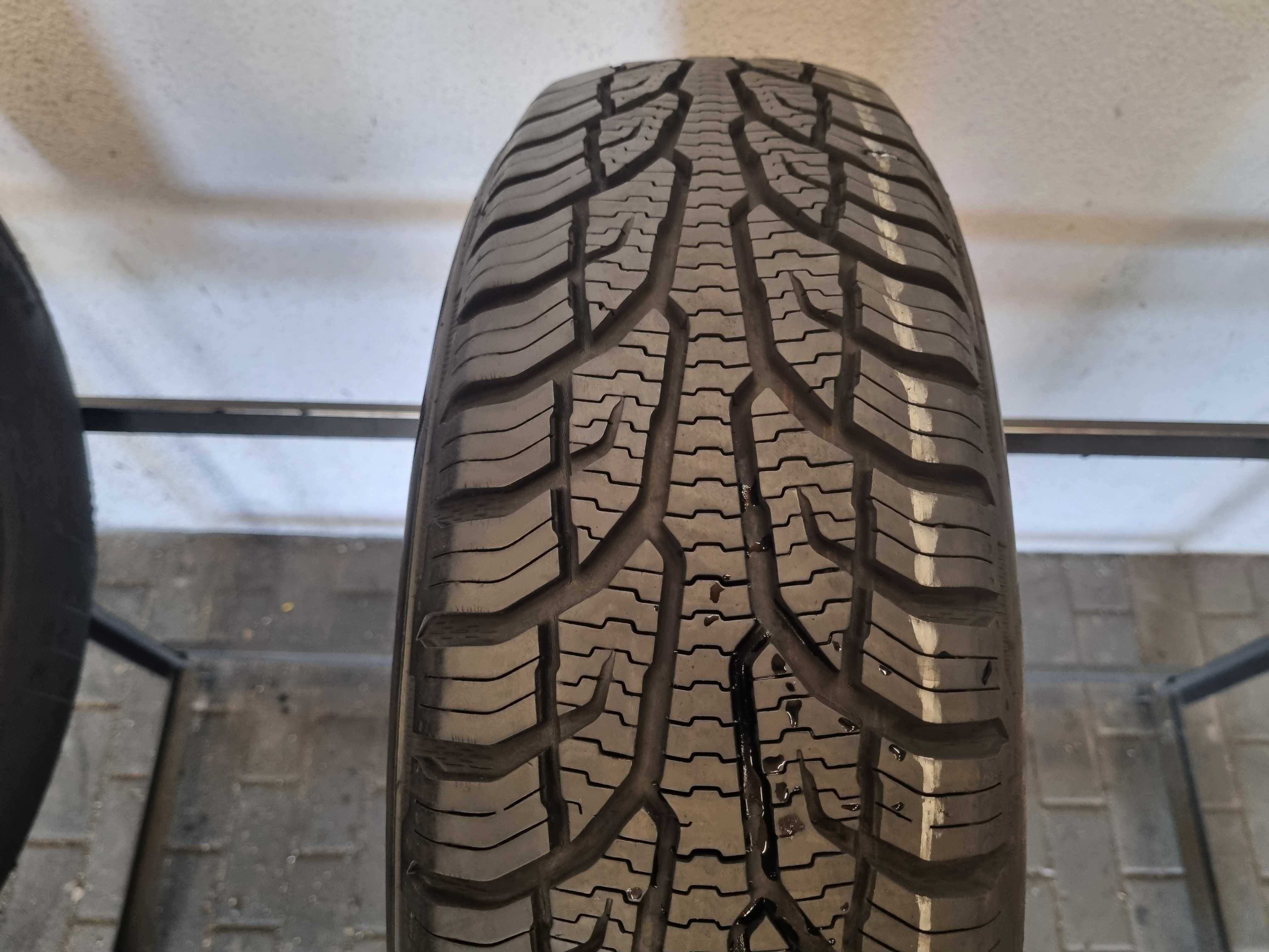 175/65/14 82T Uniroyal AllseasonExpert 2 D.4520