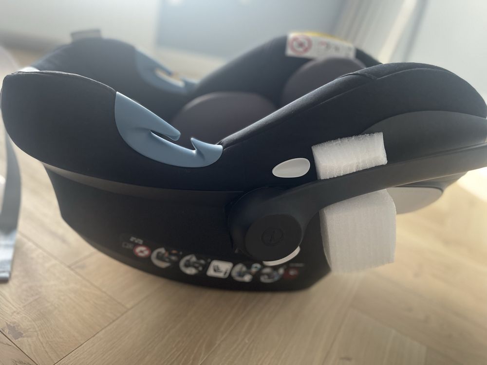Cybex Aton M i-size