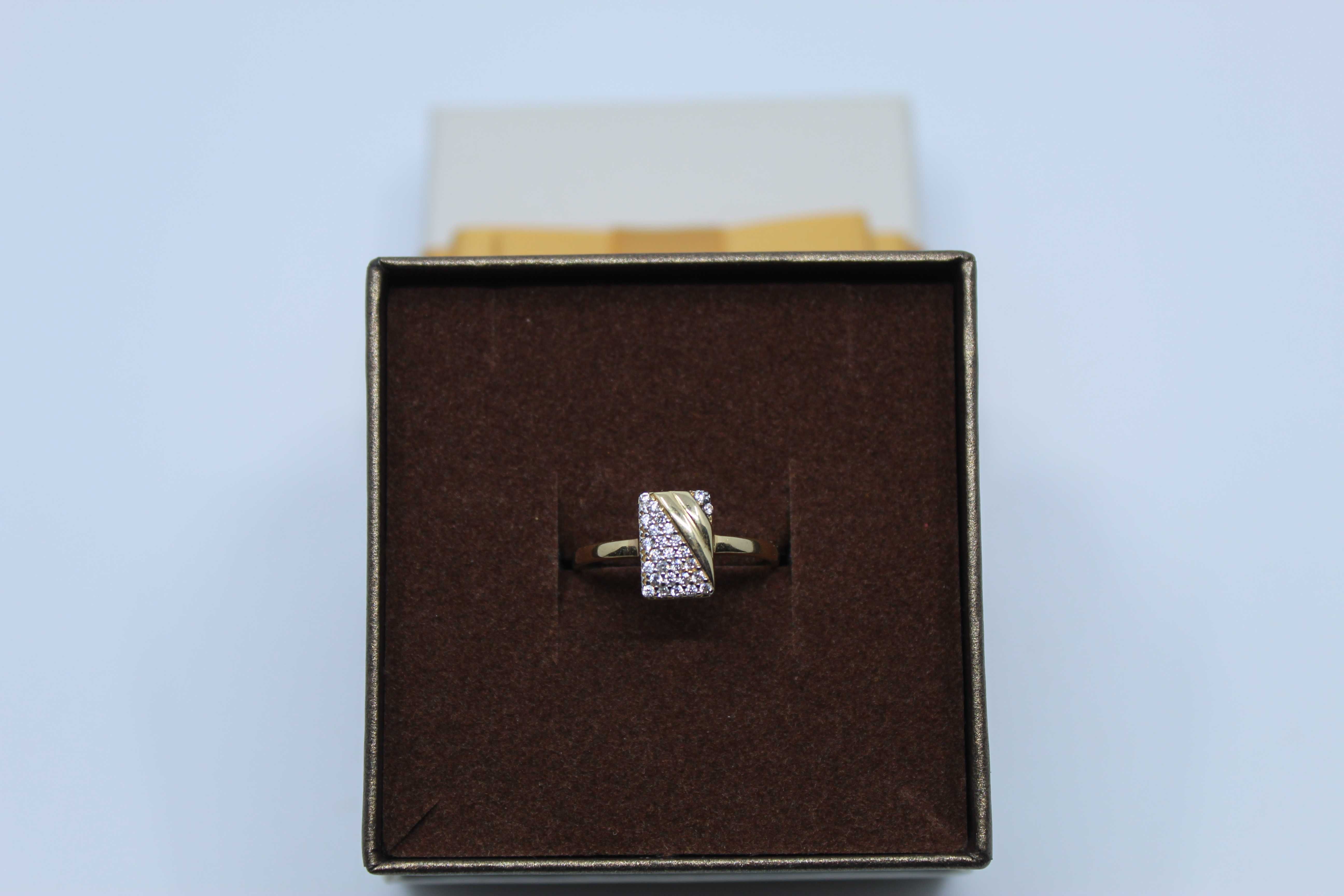 Złoty pierścionek 585 14K 1,46 gram Rozmiar 15 Nowy Okazja