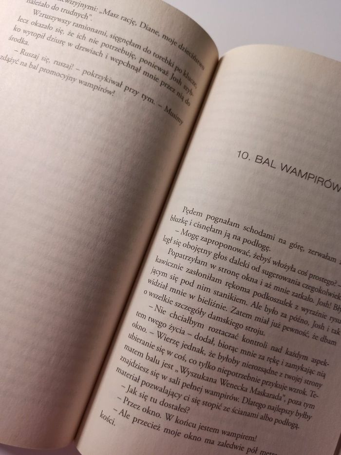 Książka Zmrok Harvard Lampoon - parodia/pastisz Zmierzchu (używana)
