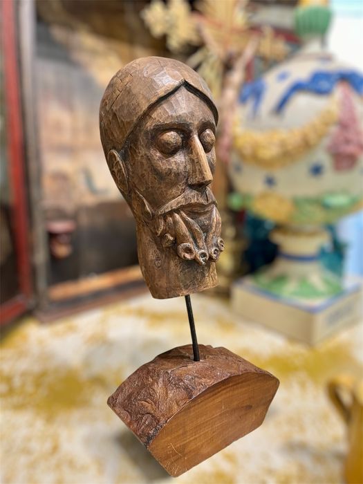 Busto de Cristo em teca sec 18
