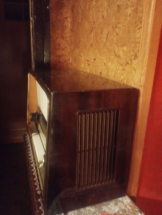Stare radio Grundig. Pięknie gra.