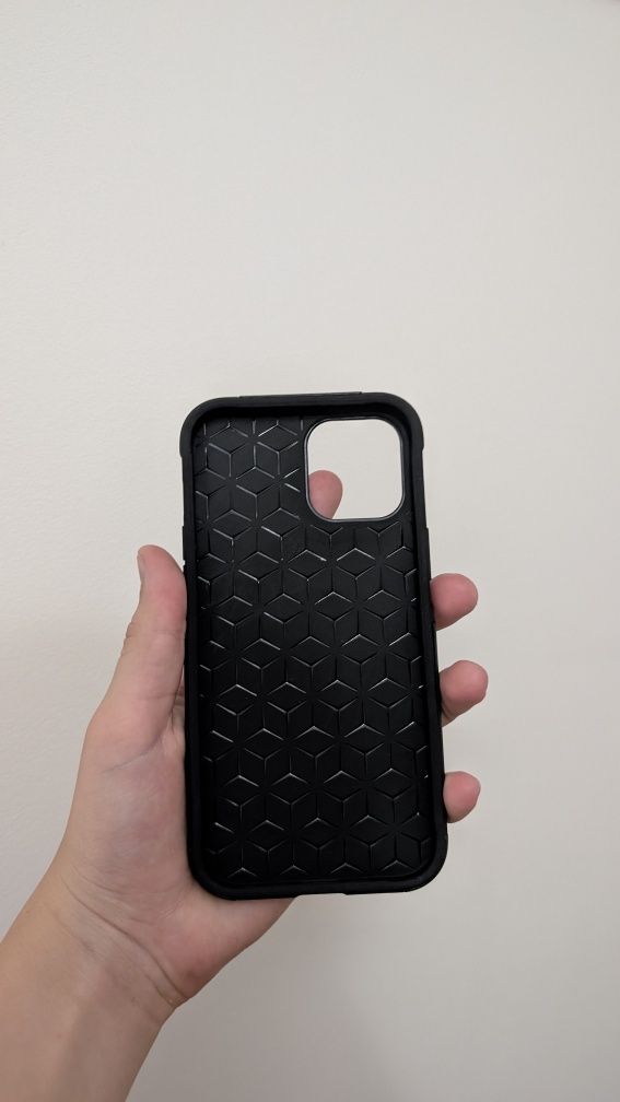 Чехол на 12 pro max