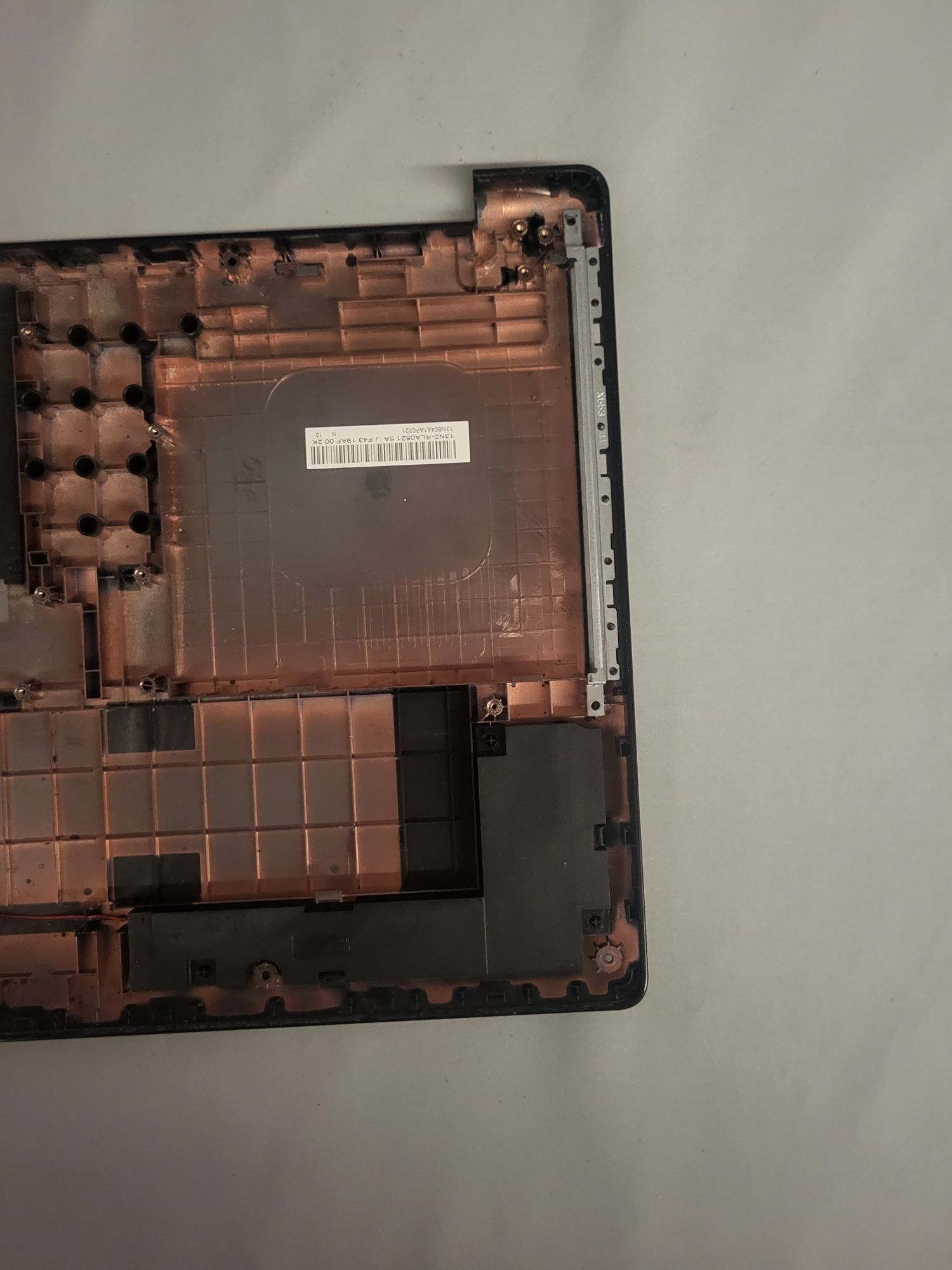 Sprzedam Dolną obudowę do Laptopa (2) ASUS F553M