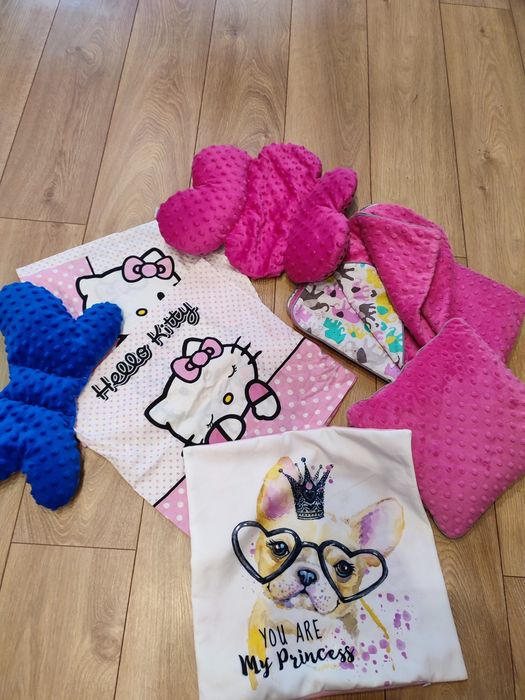 Kocyk z poduszką motylek poszewki hello kitty