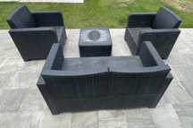 Conjunto de sofas e mesa de exterior