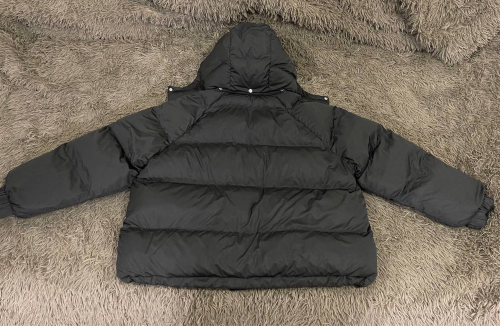 Жіночій пуховик