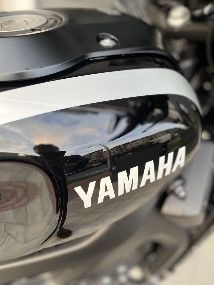 Yamaha XSR900 r. 2017 akrap