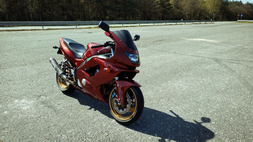 Yamaha Yzf 600 Thundercat( na kategorię A2)