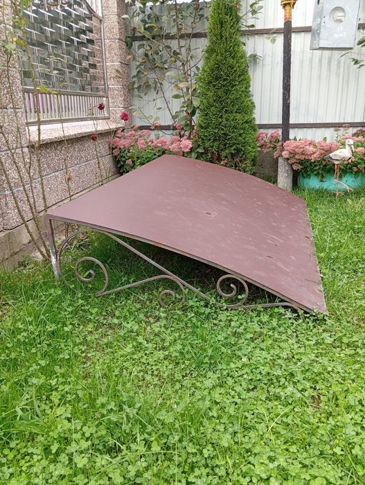 Навес на двері Навіс, дашок козирок кований