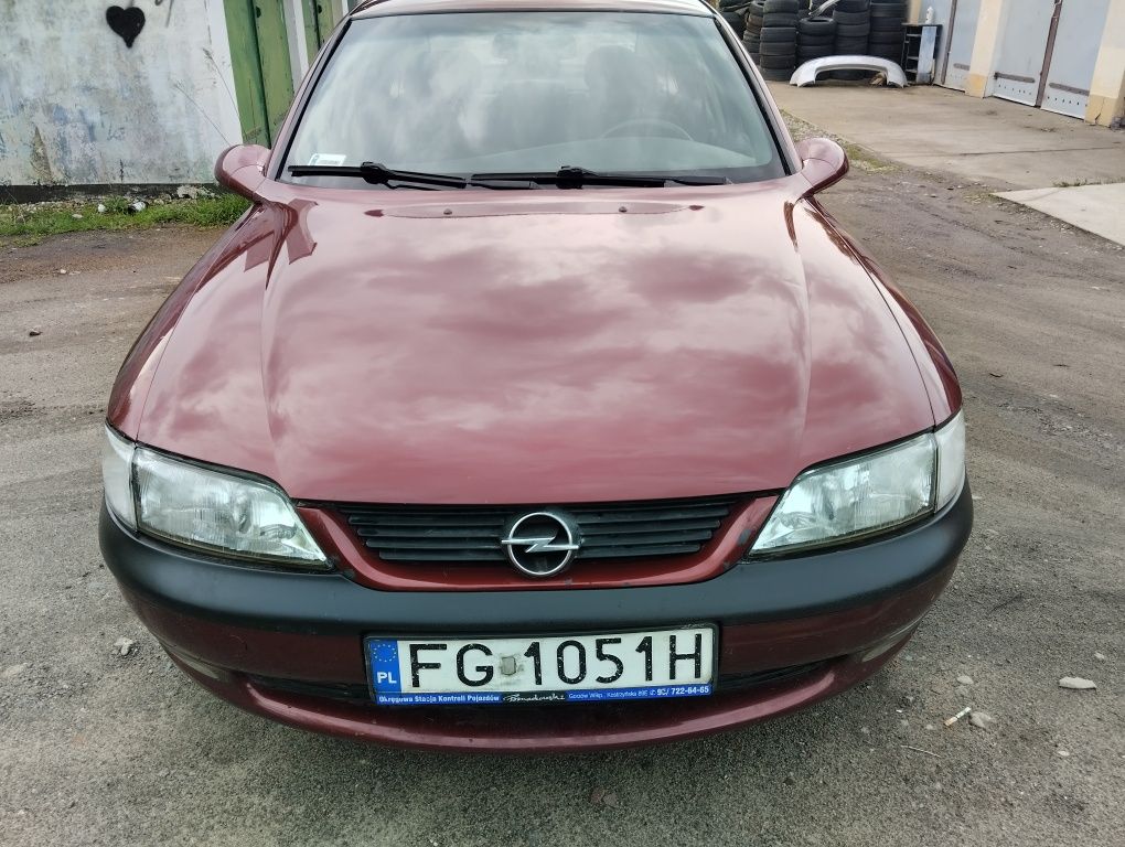 Opel Vectra samochody osobowe