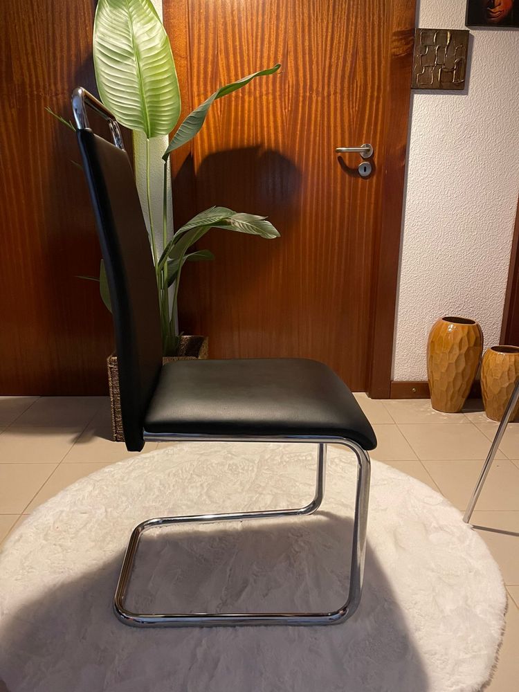 Cadeiras para mesa de jantar
