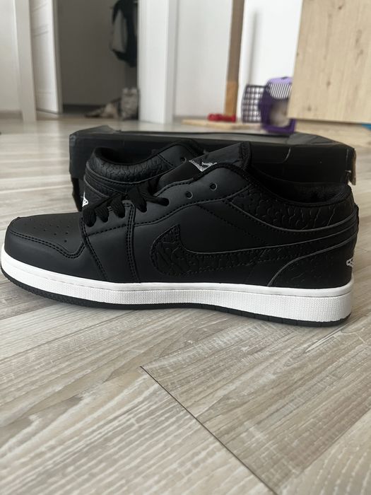 Nike Air Jordan 1 Low Black