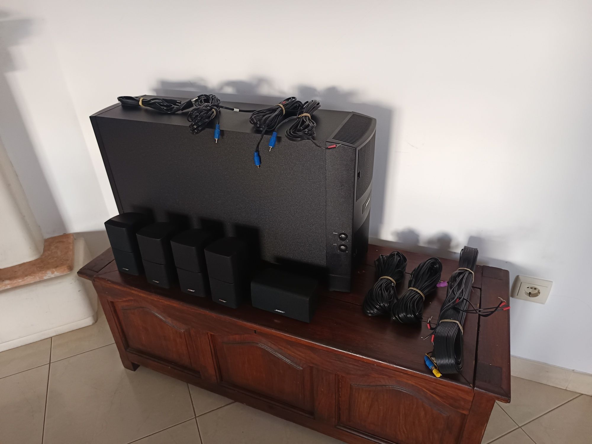 Sistema de som Bose Acoustimass 15 serie III II